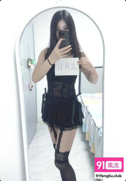 管城纯欲白嫩小姐姐